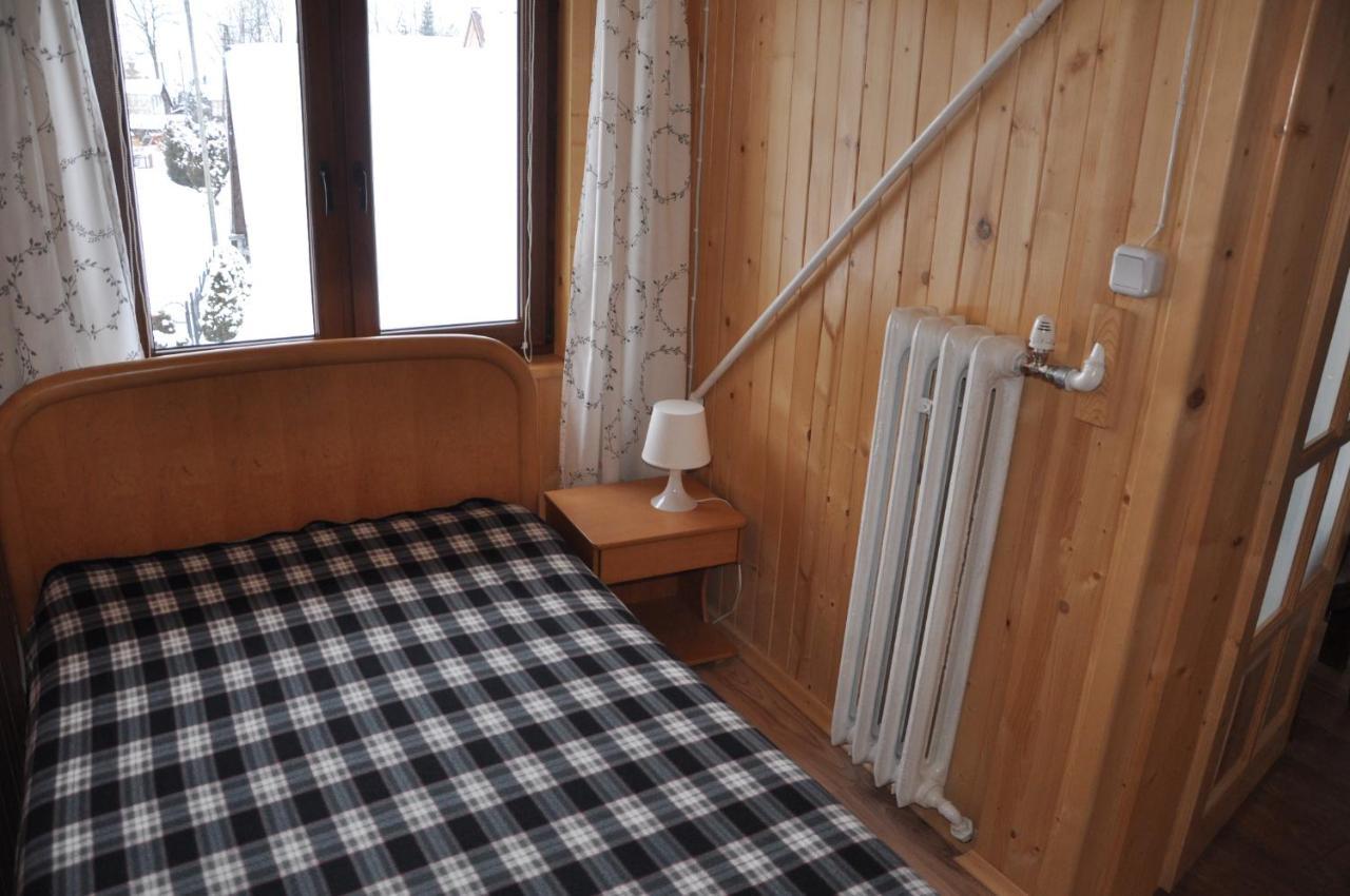 Pod Limba Apartment ยูร์กุฟ ภายนอก รูปภาพ